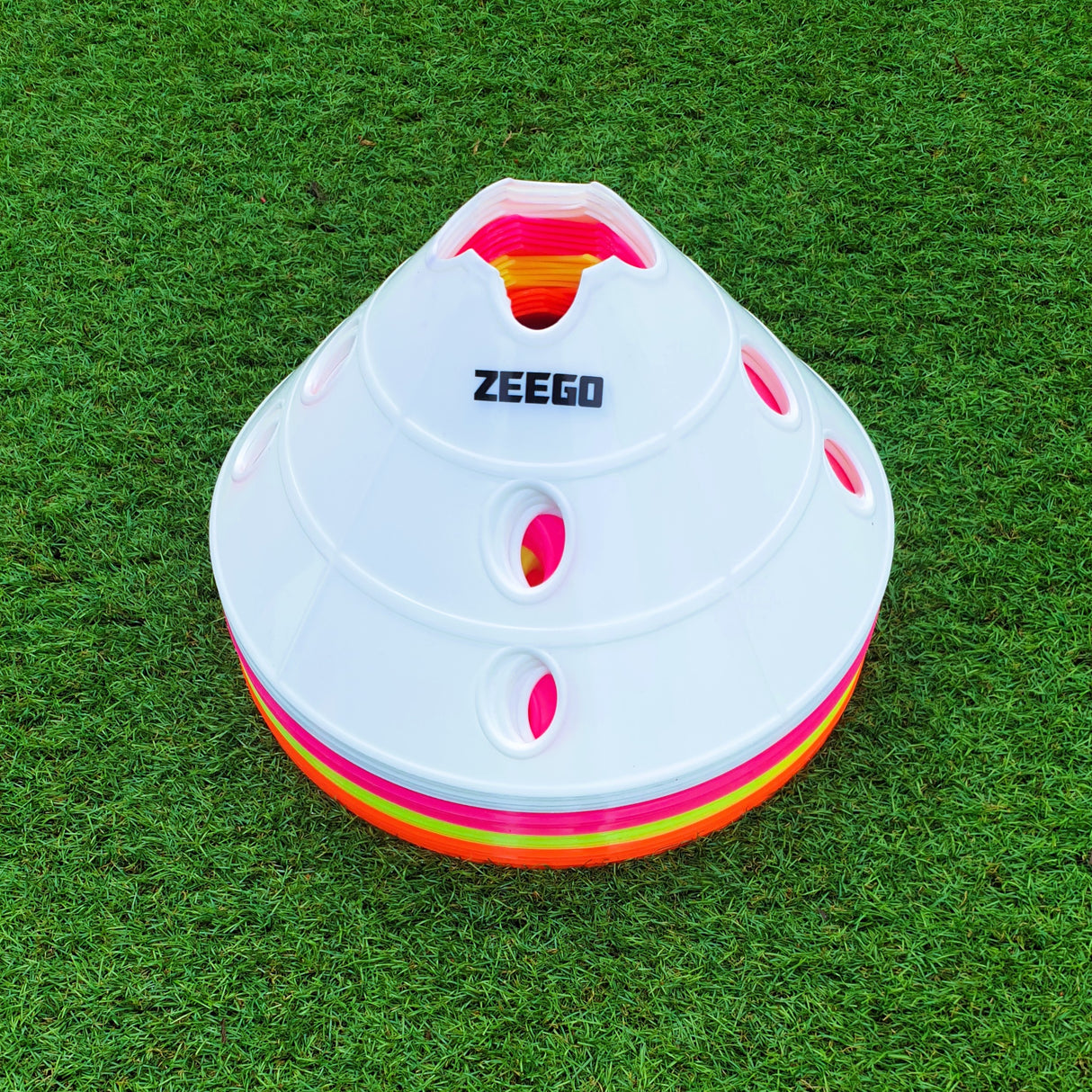 ZEEGO Mega Dome Cones (20 Qty)