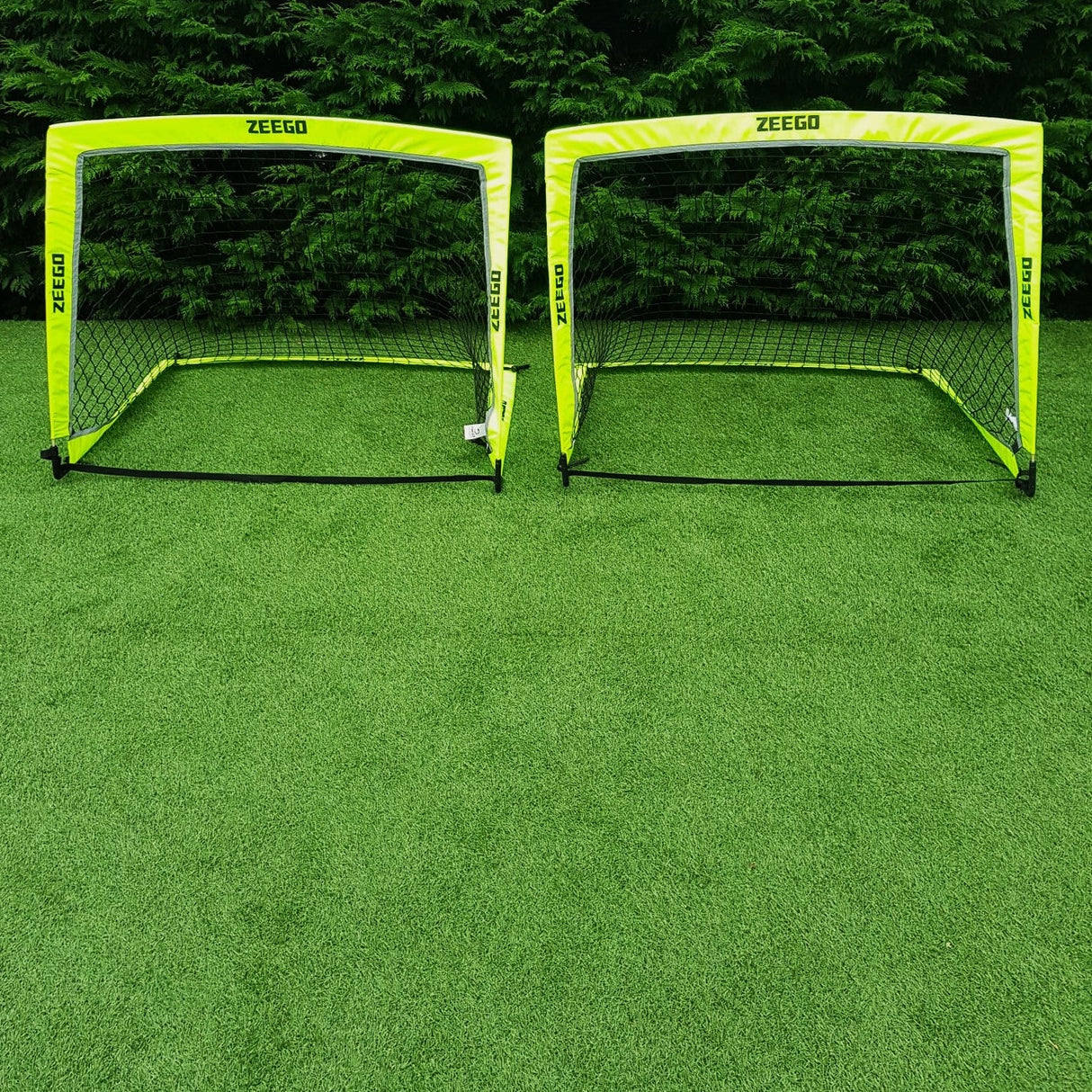 ZEEGO SQUARE POP-UP FOOTBALL GOALS | PAIR