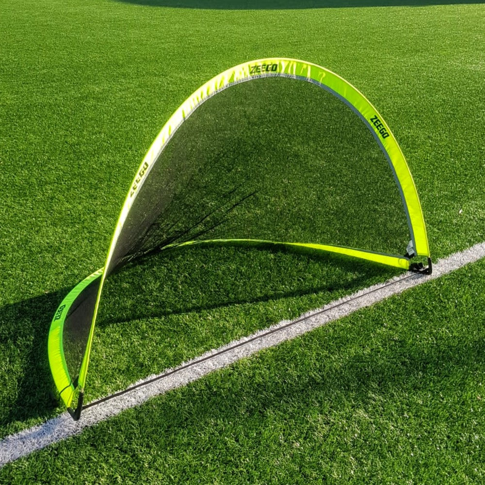 ZEEGO POP-UP FOOTBALL GOAL