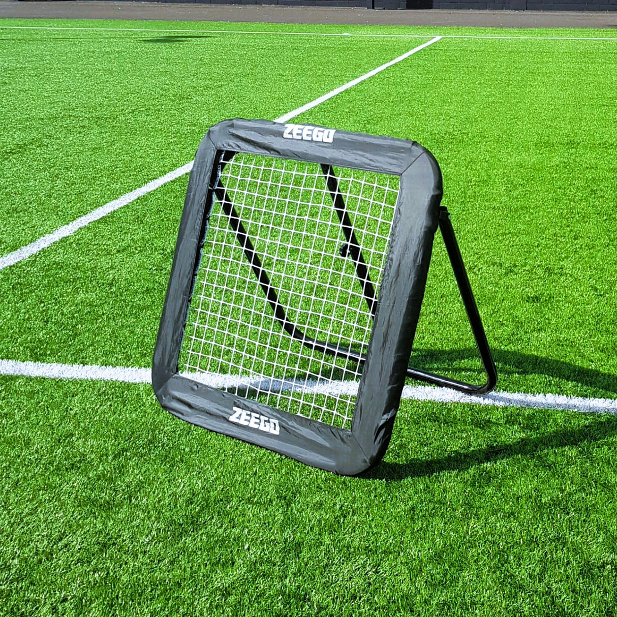 ZEEGO REBOUND FOOTBALL NET 1MX1M